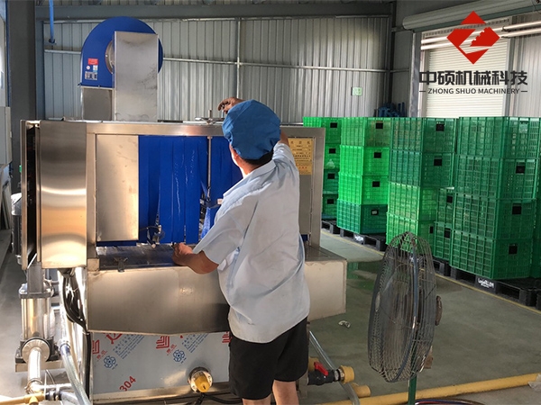 中碩機械貼心的服務(wù)，完善的售后，創(chuàng)百年品牌企業(yè)，做客戶推薦設(shè)備。